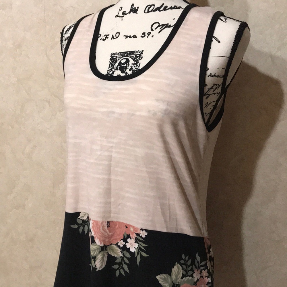 Cream & Black Mixed Floral [LuLaRoe] tank top